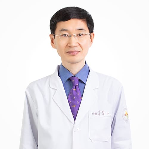 朴英宇