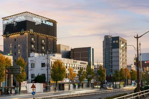 Gupo Almond Hotel