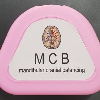 顳下顎關節治療（MCB 咬合板）