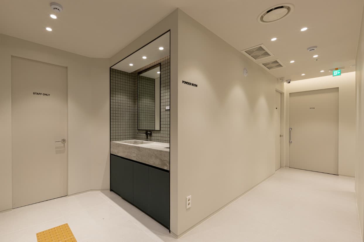 The Precious Women's Clinic 5
