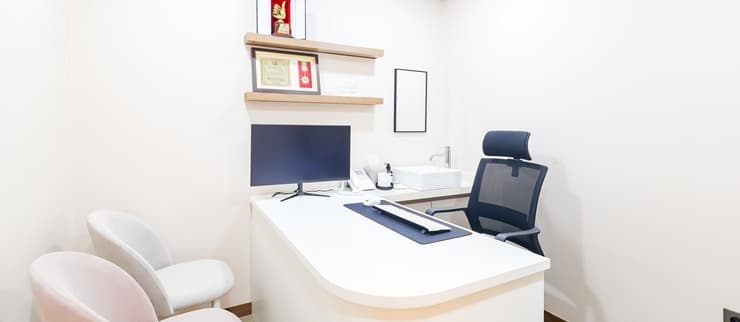 MONARA dermatology 5