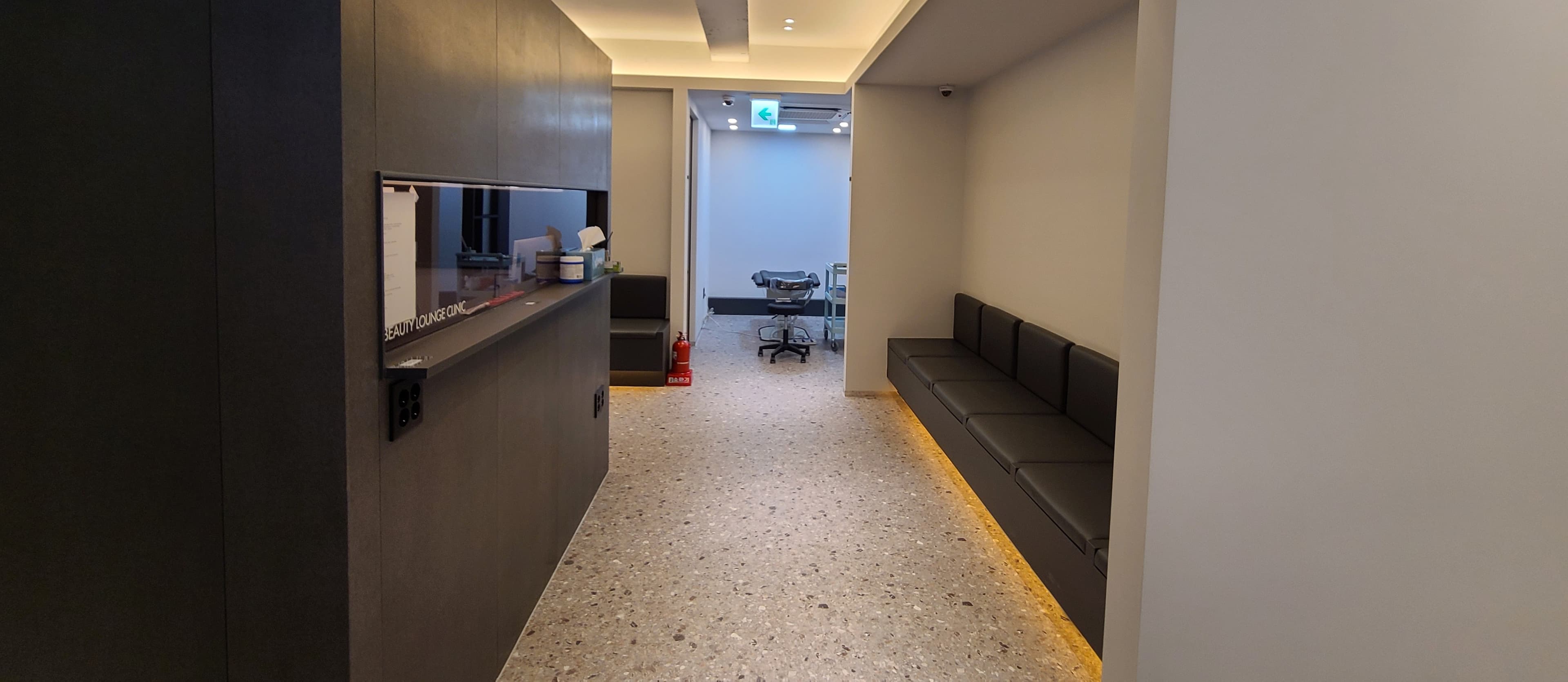 Beauty Lounge Clinic Hongdae Global Branch 5