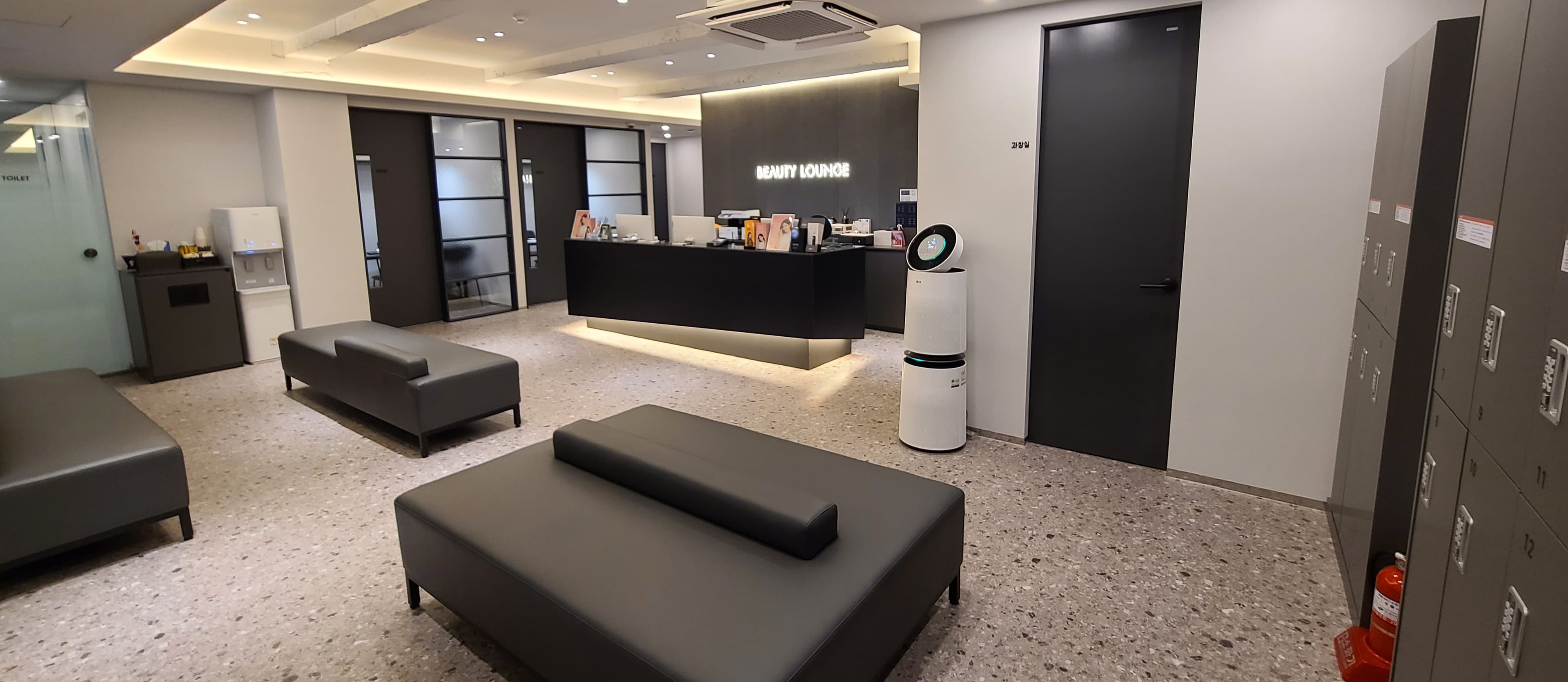 Beauty Lounge Clinic Hongdae Global Branch 1
