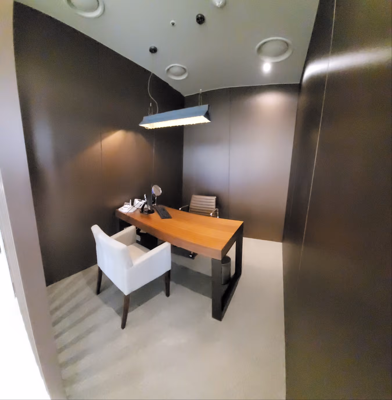Centum Core 診所 4