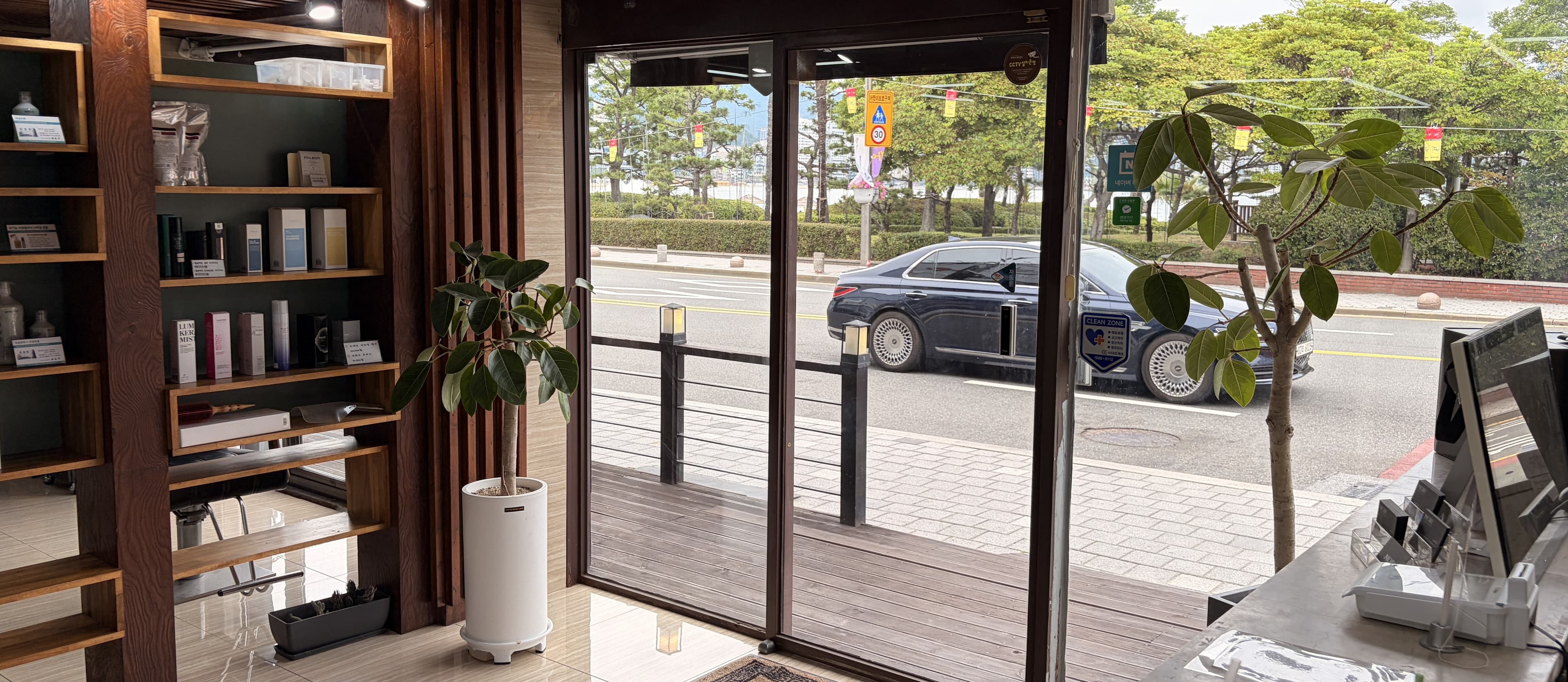 ノワールヘア 広安ビーチ2号店 1